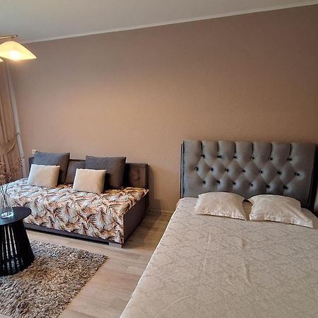 Naujakiemio Apartamentai Su Balkonu Klaipeda Exterior photo
